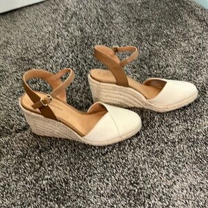 Women’s heels size 7 1/2